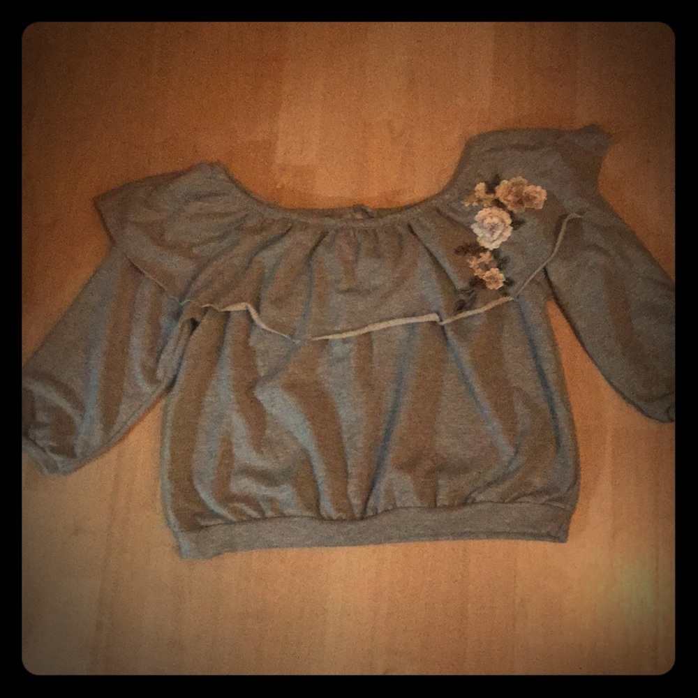 Woman’s shoulder top